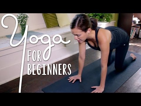Yoga For Complete Beginners – 20 Minute Home Yoga Workout!